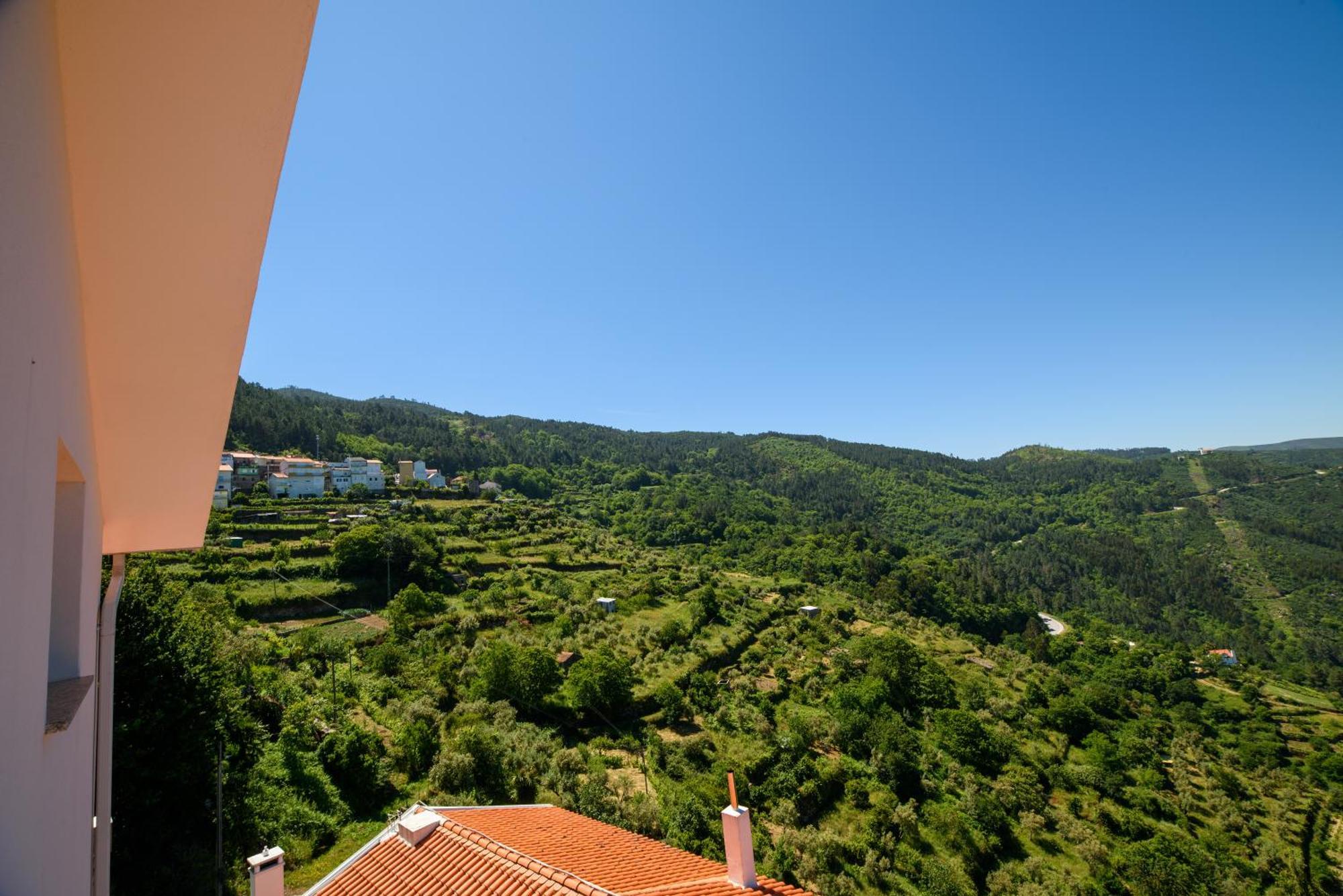 Casa Do Beco - Fabulous 3 Bedroom House With An Office, Seia, Serra Da Estrela Lapa dos Dinheiros Exterior foto